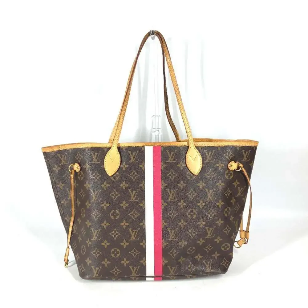 LOUIS VUITTON Brown Monogram Canvas Neverfull MM Shoulder Bag